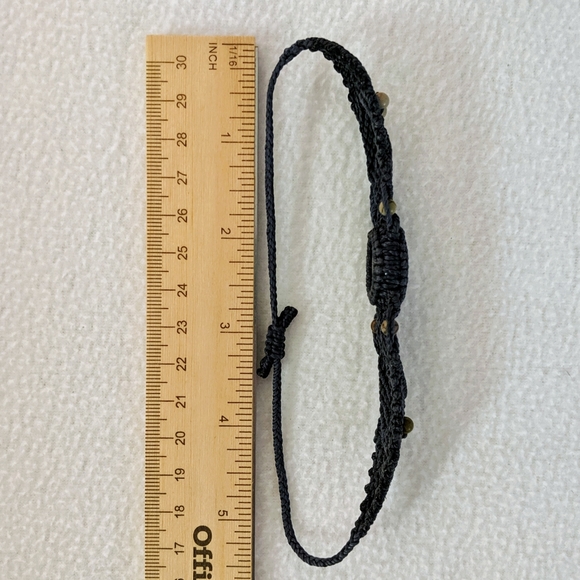 Handmade Amethyst and Hemp Macrame Boho Bracelet - Picture 3 of 3